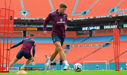 Steven Gerrard: ĐT Anh không còn ám ảnh từ chấm phạt đền